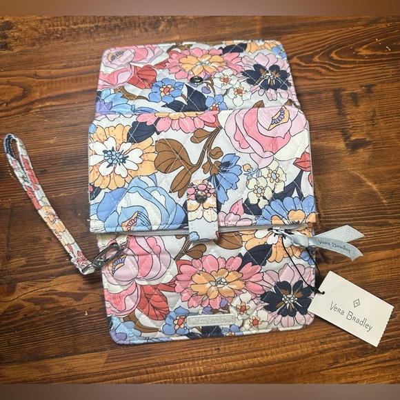 Vera Bradley Wristlet Floral‎ Smartphone Wallet Organizer Clutch NWT. - Picture 4 of 9